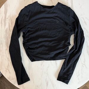 Women’s Black Athletic Long Sleeve Crop top